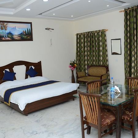 Namaste Apartments New Delhi Eksteriør billede