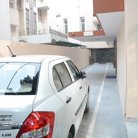 Namaste Apartments New Delhi Eksteriør billede