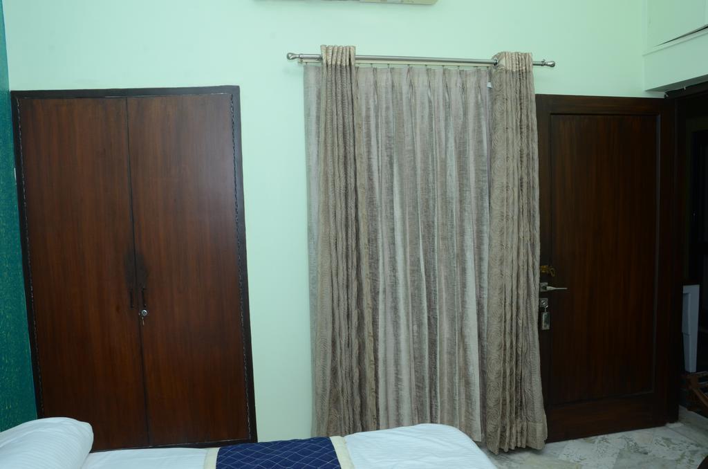 Namaste Apartments New Delhi Eksteriør billede