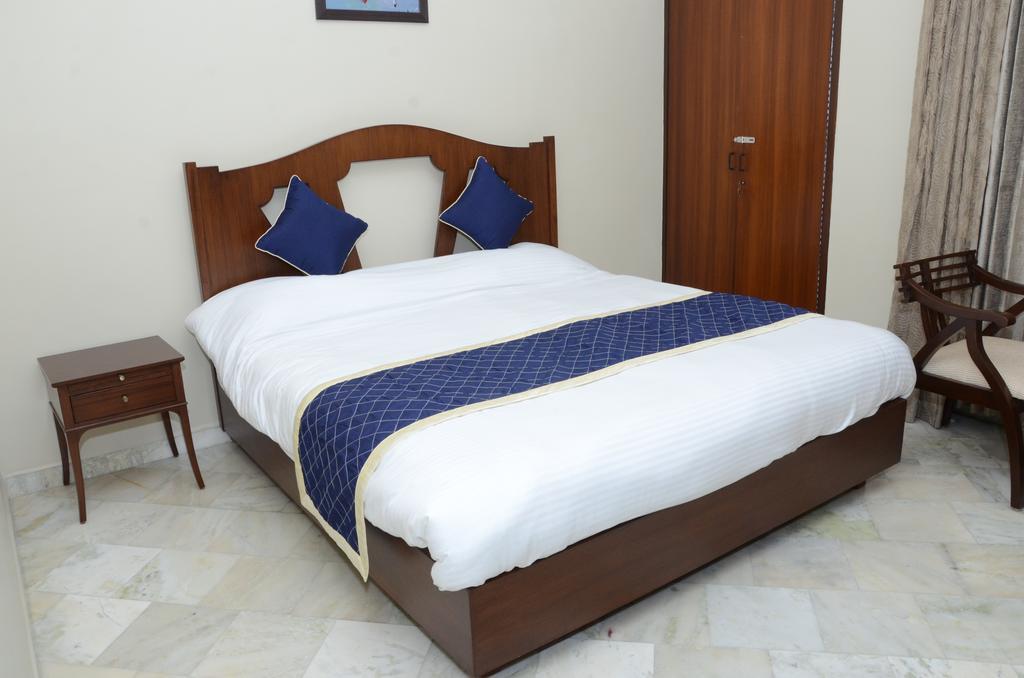 Namaste Apartments New Delhi Værelse billede