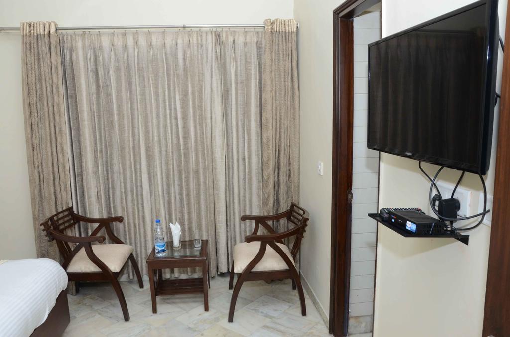 Namaste Apartments New Delhi Eksteriør billede