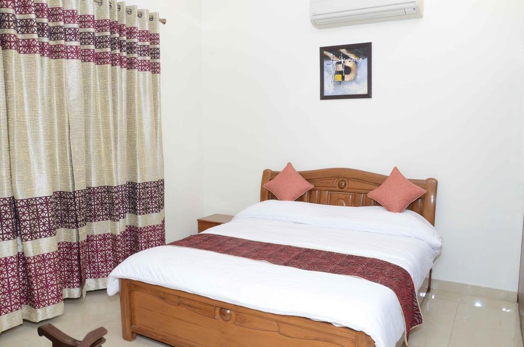 Namaste Apartments New Delhi Eksteriør billede
