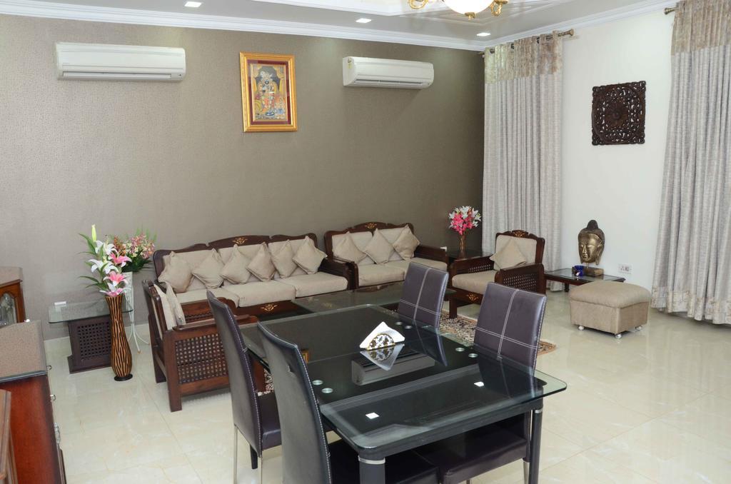Namaste Apartments New Delhi Eksteriør billede