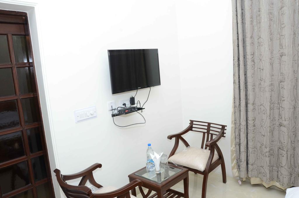 Namaste Apartments New Delhi Eksteriør billede