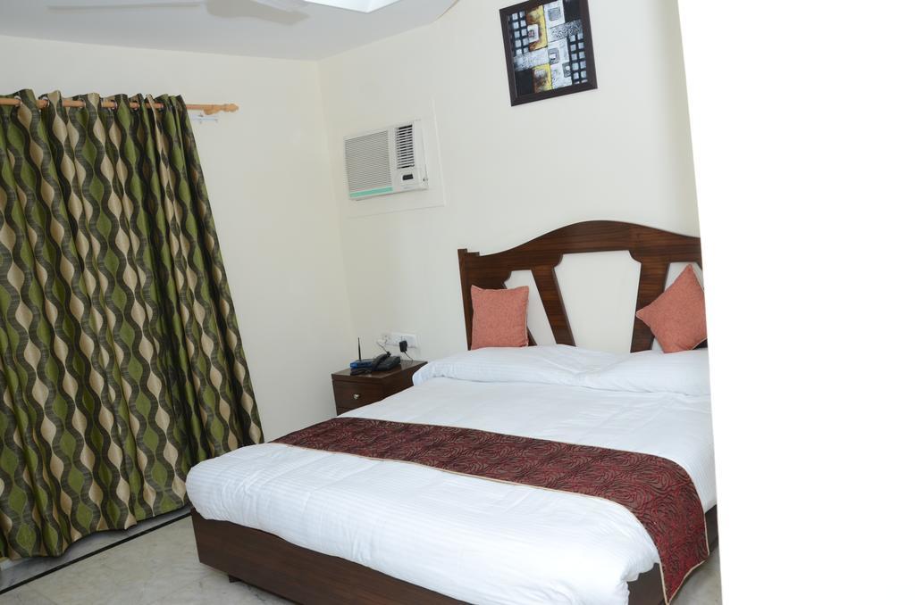 Namaste Apartments New Delhi Eksteriør billede